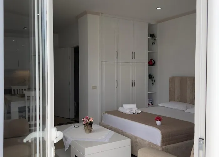 Kreku Apartments Saranda